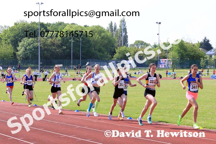 Girls Under-15s 1500 metres, 2024 North Eastern Track and Field Champs., Middlesbrough.  Photo: David T. Hewitson/Sports for All Pics